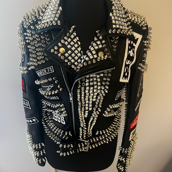 AZALEA WANG ACDC STUDDED PATCHWORK MOTO JACKET - Picture 4 of 5